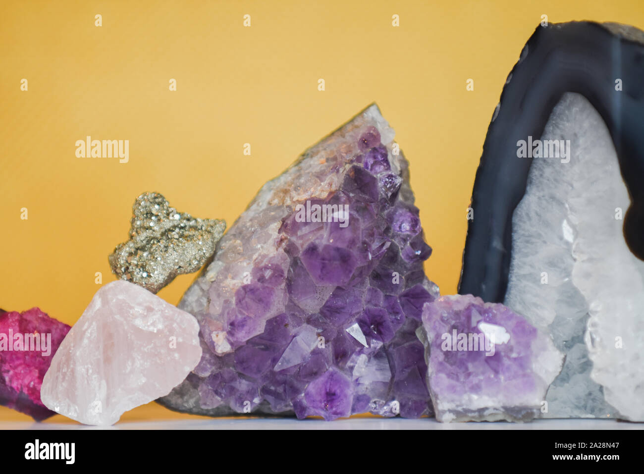Edelsteine eine Sammlung verschiedener Edelsteine und Rock und mineralischen Objekte Stockfoto