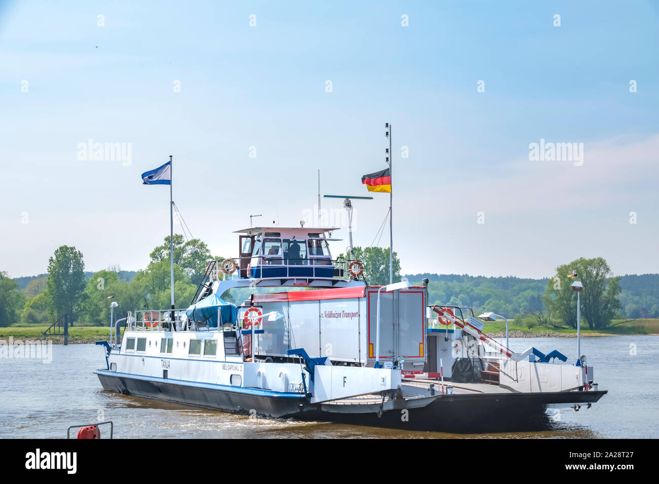 elbe mit dem fahrrad überqueren niedersachsen