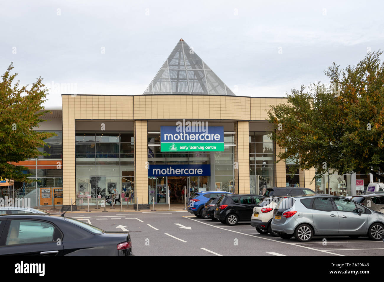 Das Äußere eines Mothercare Store oder Shop Stockfoto