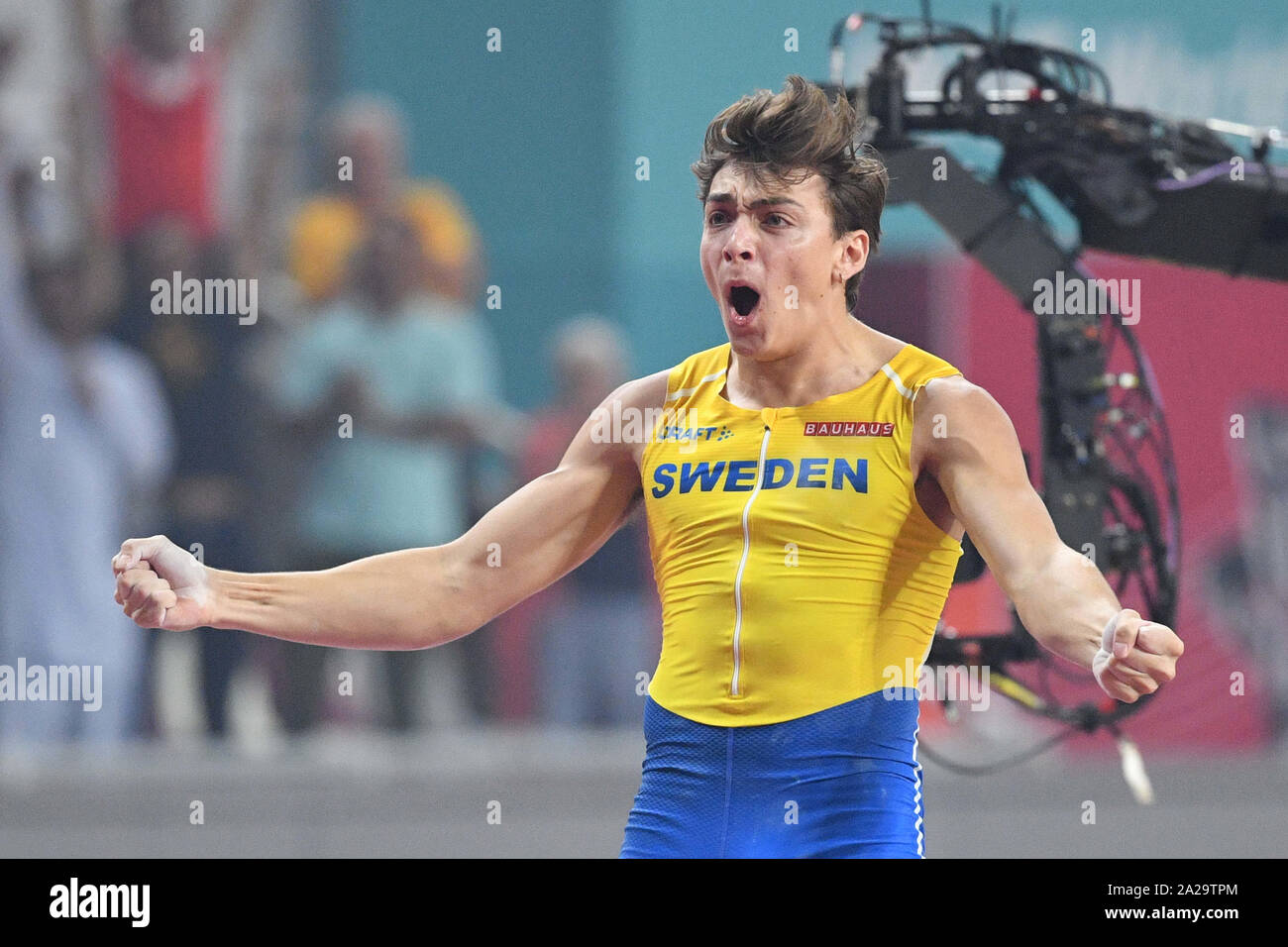 Doha, Katar. Credit: MATSUO. 1. Okt, 2019. Armand Duplantis (SWE) Leichtathletik: Leichtathletik-WM Doha 2019 Männer Stabhochsprung Finale bei Khalifa International Stadium in Doha, Katar. Credit: MATSUO. K/LBA SPORT/Alamy leben Nachrichten Stockfoto