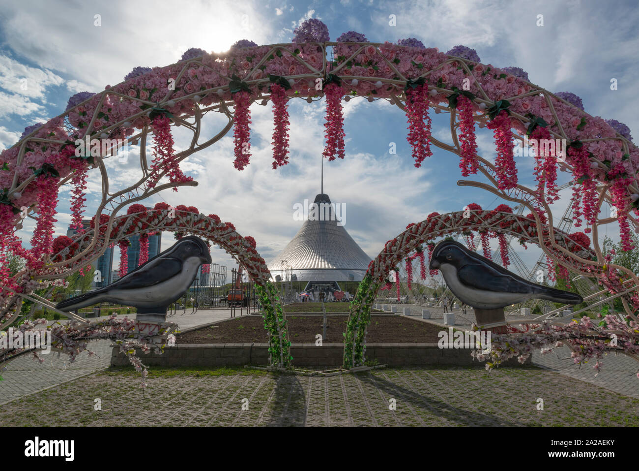 Entertainment Center in Nur-Sultan, der Hauptstadt von Kasachstan. Stockfoto