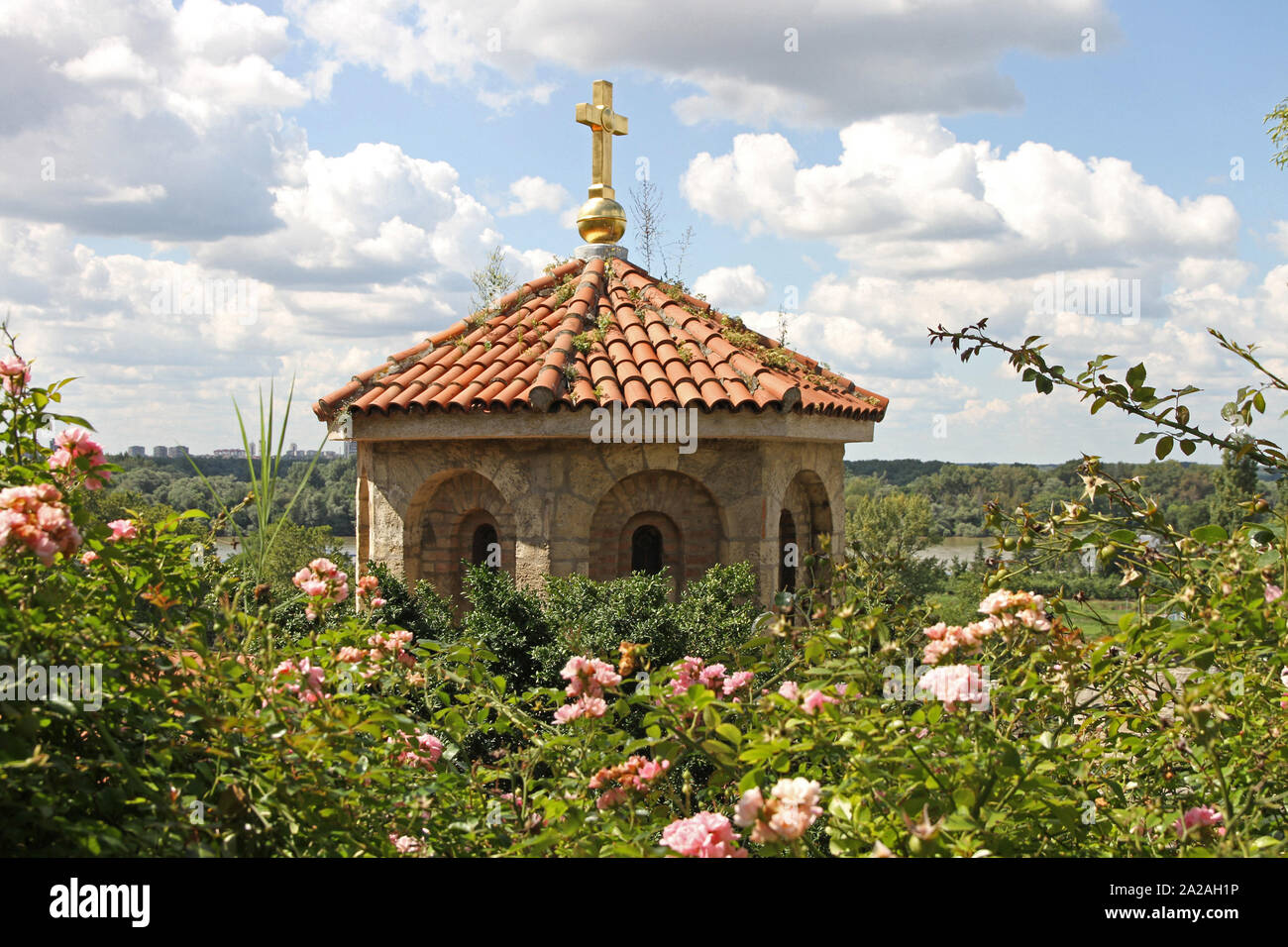 Ruzitsa (die Kleine Rose) Hl. Petka Kirche Turm, die Festung Kalemegdan, Kalemegdan Park, Belgrad, Serbien. Stockfoto