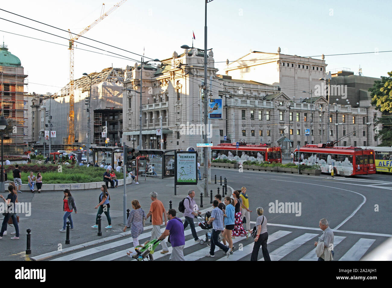 Platz der Republik/Trg Republike, mit Blick auf das Nationalmuseum und das Nationaltheater, Belgrad, Serbien. Stockfoto