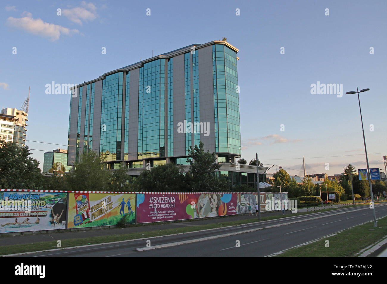 Bürogebäude, New Belgrade, Belgrad, Serbien. Stockfoto