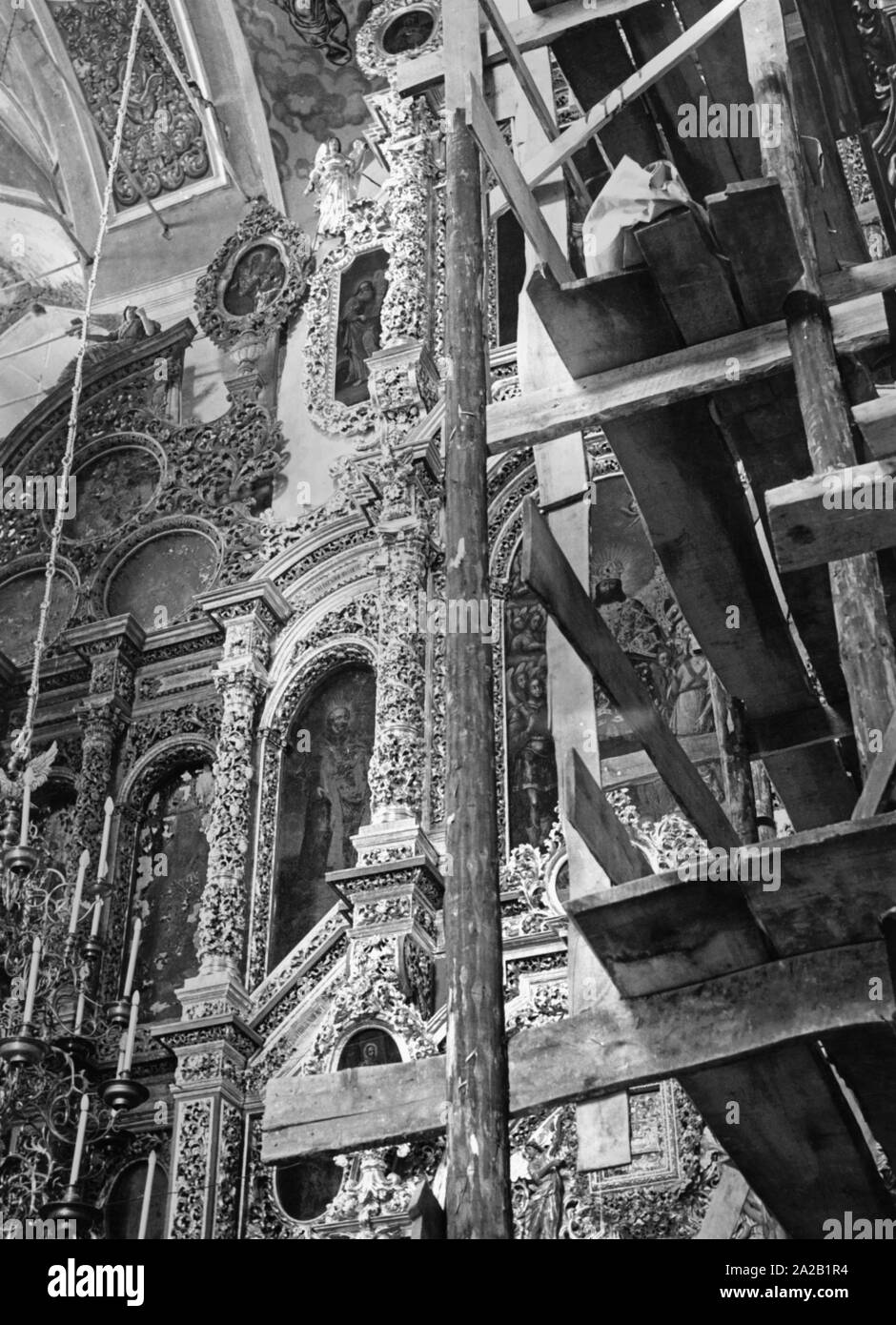 Restaurierung Gerüst in der Uspenski Kathedrale von Smolensk. Undatiertes Foto. Stockfoto