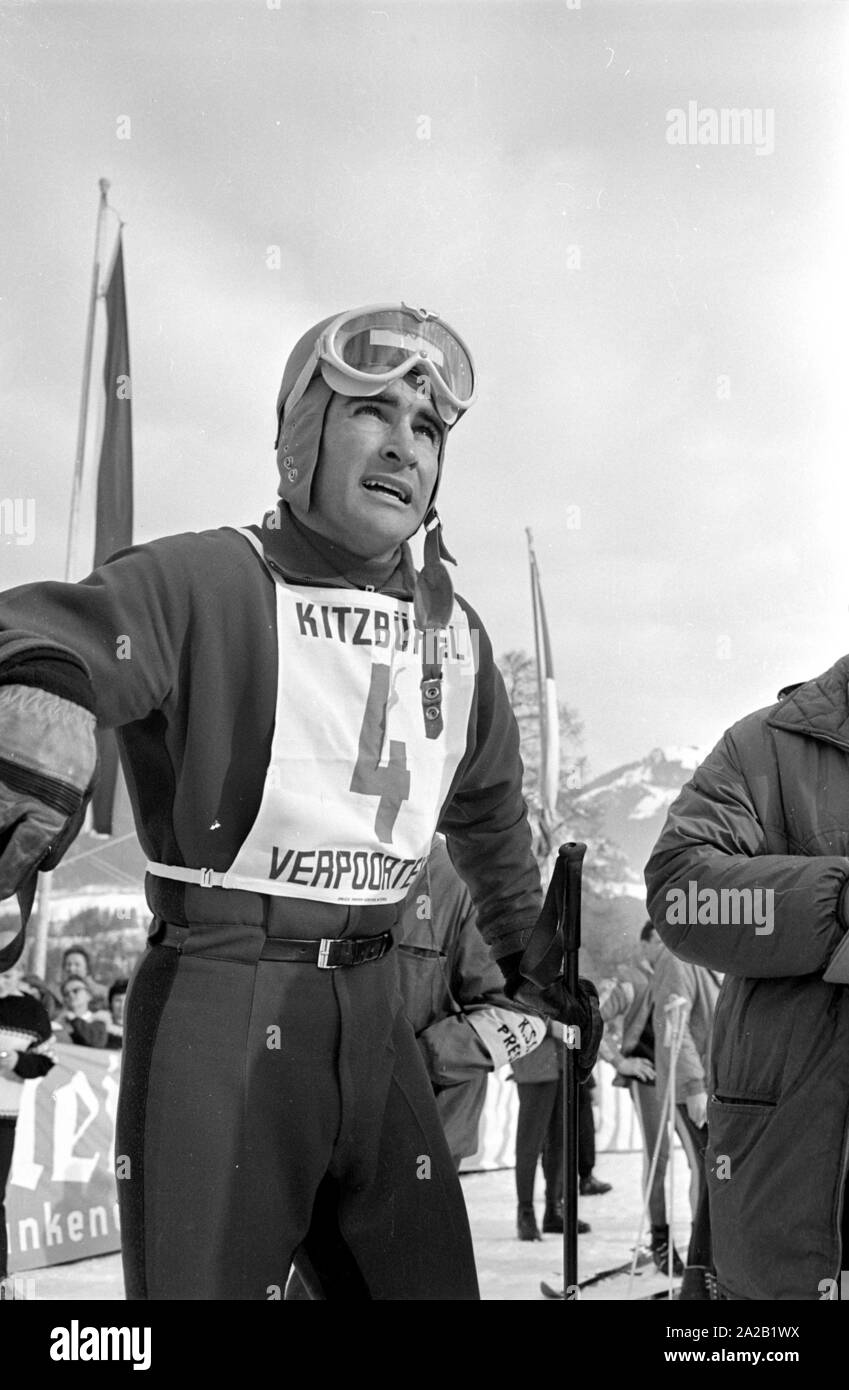 Foto von Karim Aga Khan IV (real name Karim al-Husseini), die religiösen Führer der Nizari Ismailism, einer Islamischen Religionsgemeinschaft. Karim Aga Khan IV war ein begeisterter Sportler und bei den Weltmeisterschaften und Olympischen Spielen teilgenommen als Ski Racer. Er gilt bis heute als einer der reichsten Männer der Welt zu diesem Tag. Der Hahnenkamm Rennen wurde am Hahnenkamm in Kitzbühel seit 1931. Stockfoto