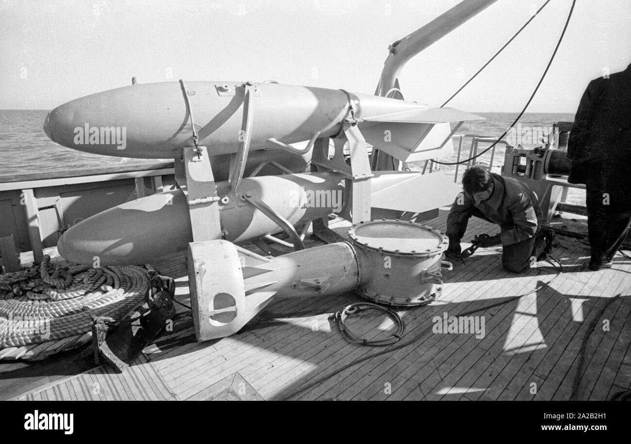 Die lindauer Klasse Coastal minehunter während einer Übung des 6 Minesweeper Squadron in der Nordsee. Hier sind Teile des Gangs des Minesweeper. Stockfoto Die lindauer Klasse Coastal minehunter während einer Übung des 6 Minesweeper Squadron in der Nordsee. Hier sind Teile des Gangs des Minesweeper. Stockfoto