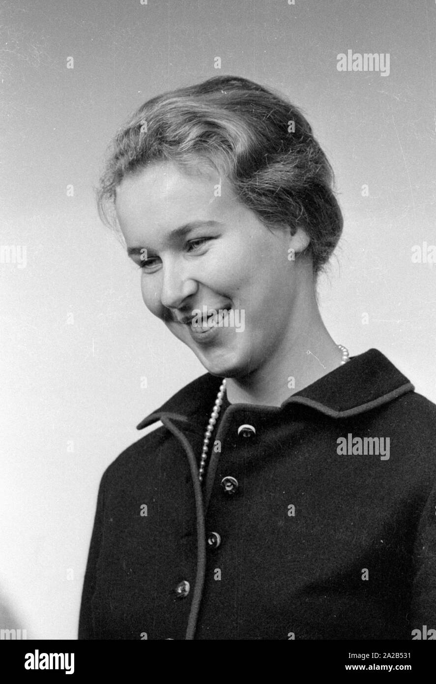 Exkursion der Hochadel um Leopold III., König von Belgien, zu Hinterriss in Tirol. Das Bild zeigt die Prinzessin Maria Gabriella von Savoyen. Stockfoto