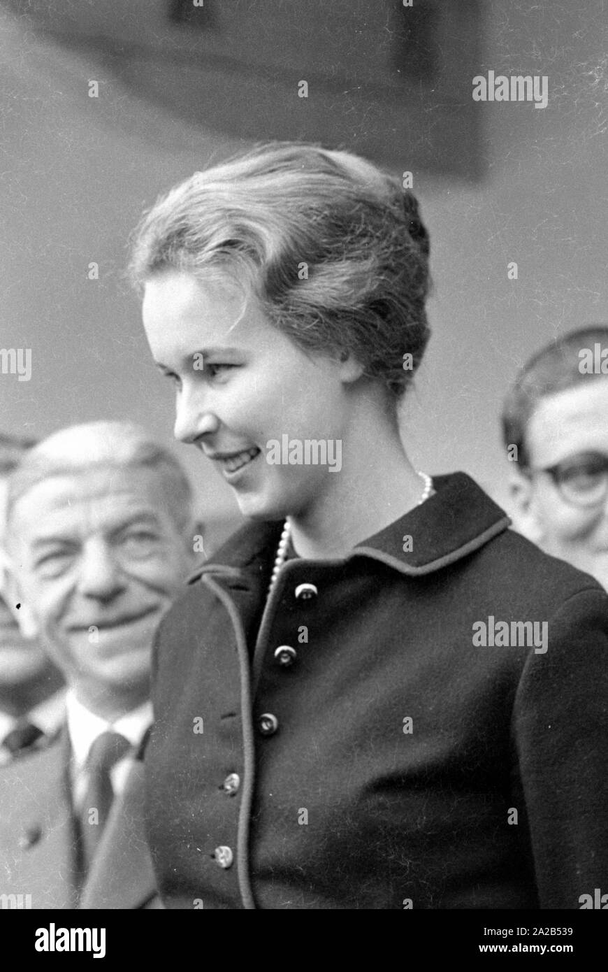 Exkursion der Hochadel um Leopold III., König von Belgien, zu Hinterriss in Tirol. Das Bild zeigt die Prinzessin Maria Gabriella von Savoyen. Stockfoto