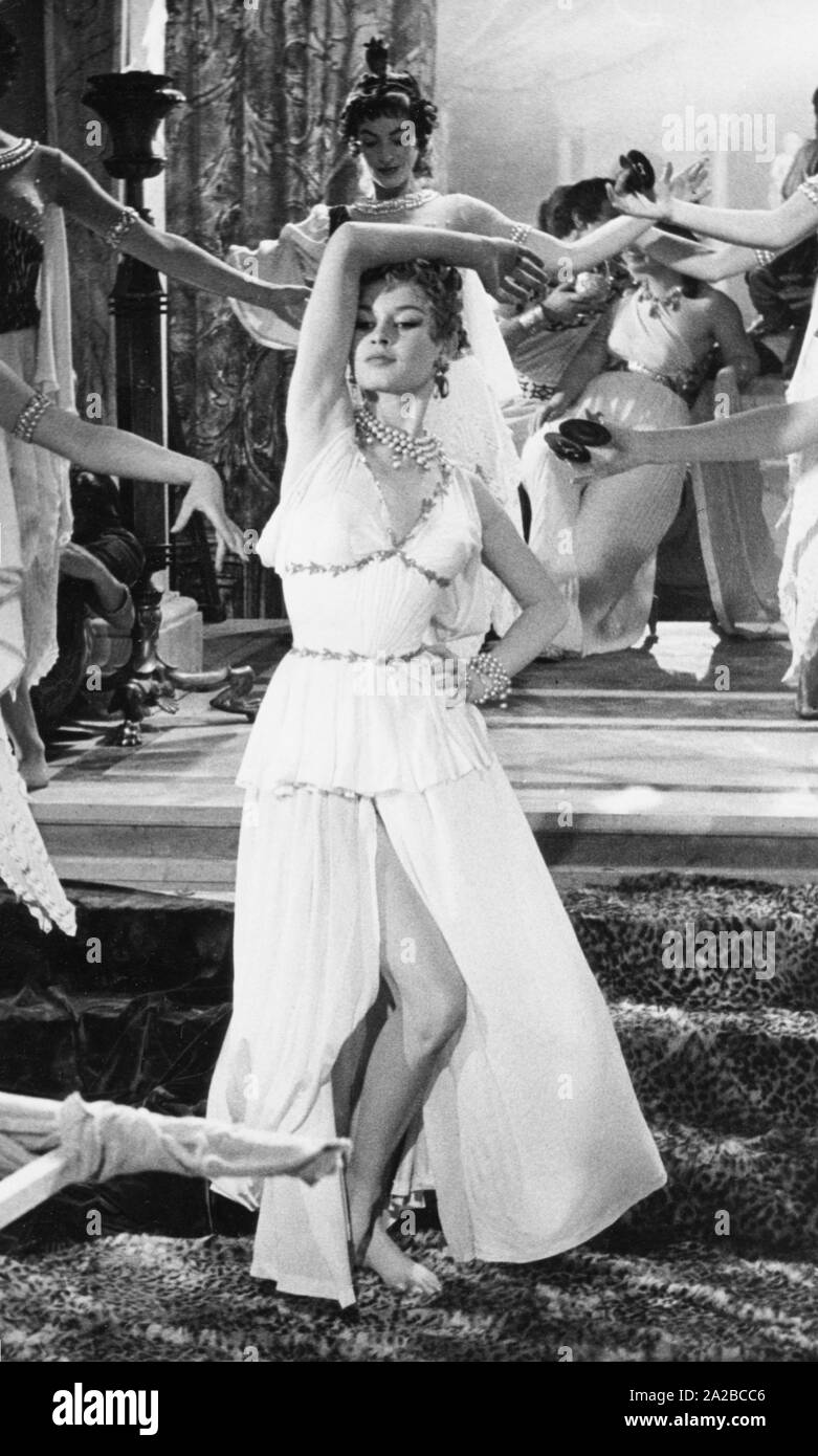 Die französische Schauspielerin Brigitte Bardot in den französischen Film" Nero's Mistress' von 1956. Copyright Hinweis: Max Scheler/SZ Foto. Stockfoto