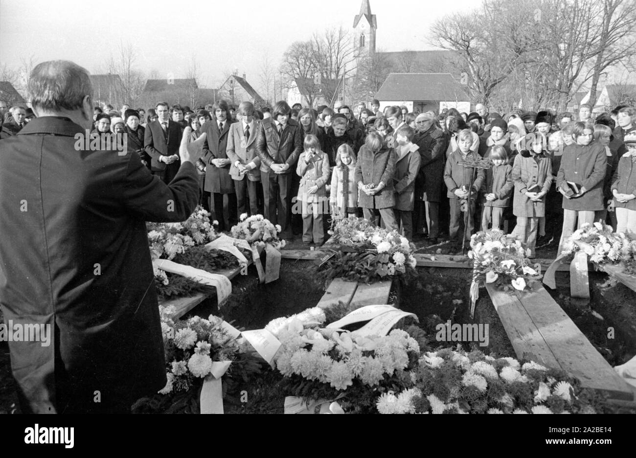 Beerdigung von drei Schulkinder in Gunzenhausen. Stockfoto