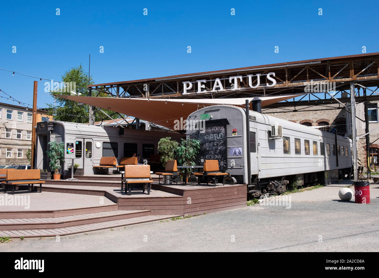 Lokomotive Restaurant in Telliskivi Peatus, kreative Stadt Tallinn, Estland Stockfoto