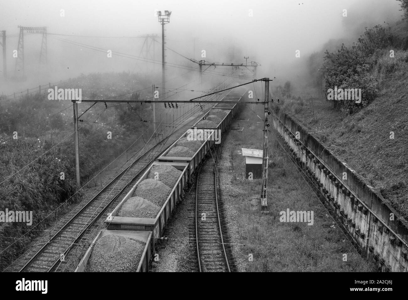 Aktive Eisenbahnen der Paranapiacaba, verlassenen Britischen Dorf in Brasilien Stockfoto