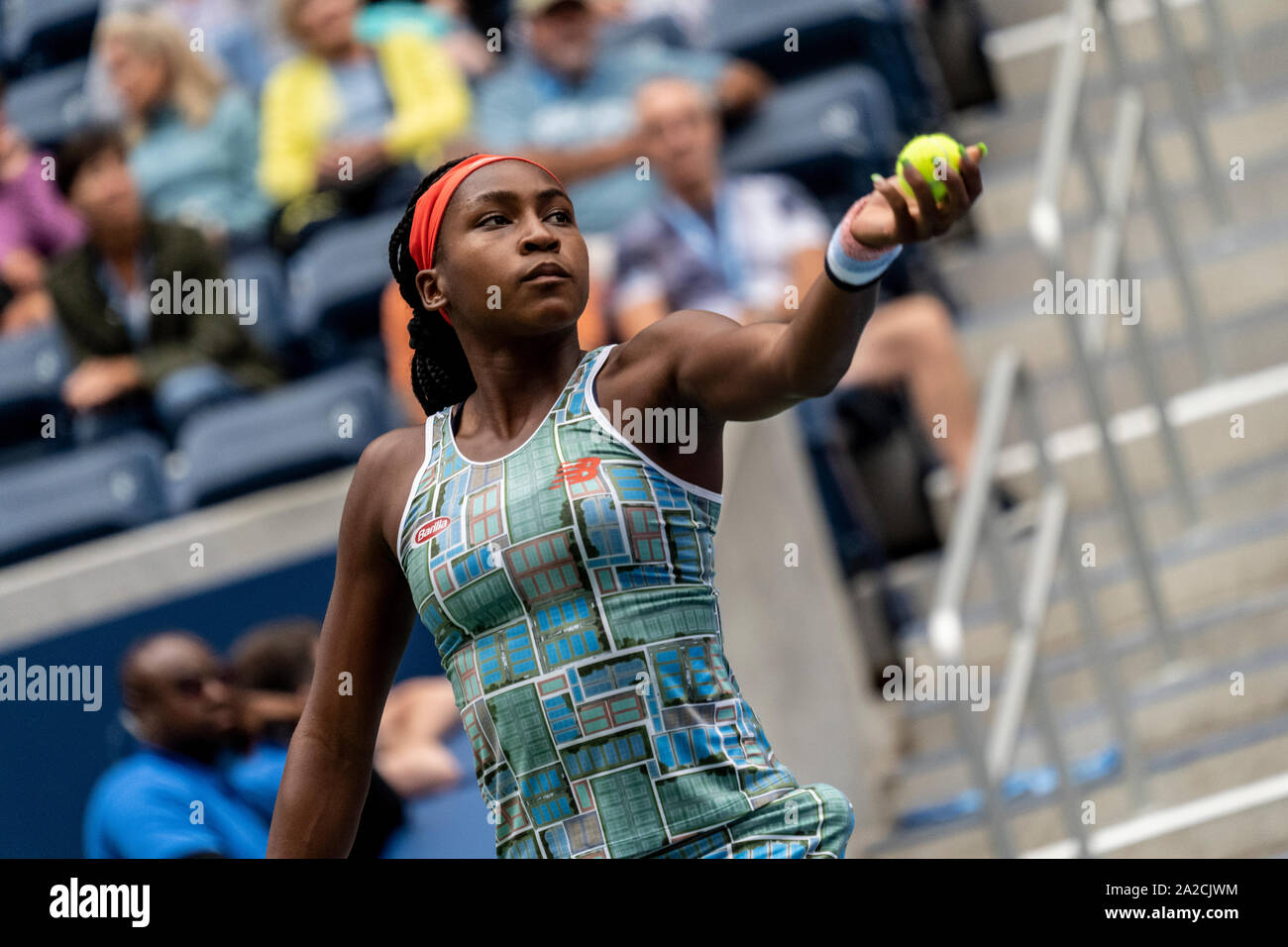 Coco Gauff der USA konkurrieren in der ersten Runde der US Open Tennis 2019 Stockfoto