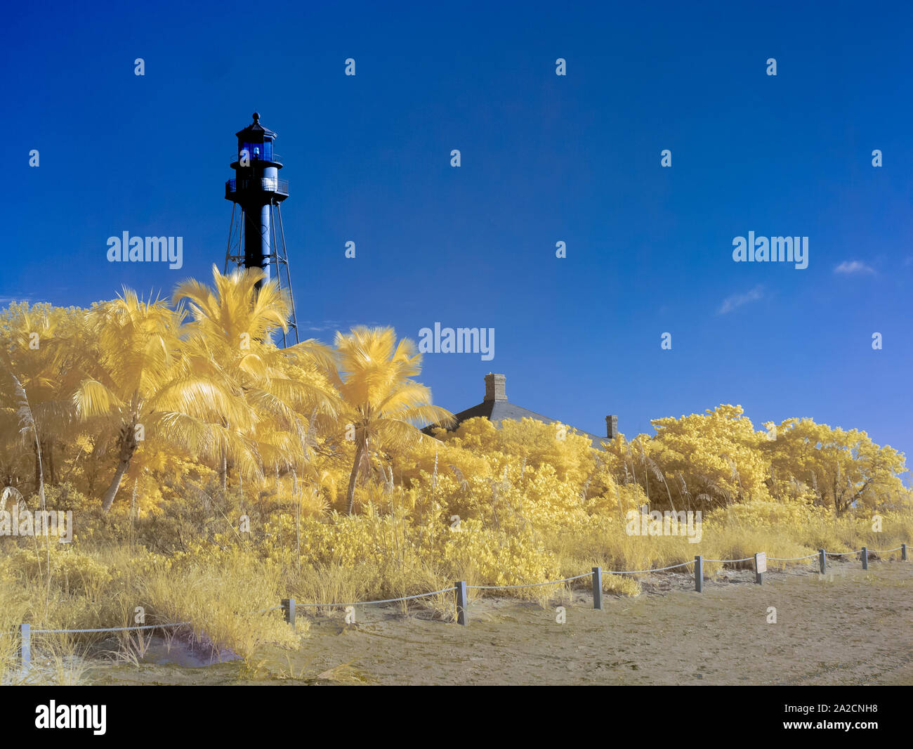 Sanibel Island Florida Leuchtturm mit Infrarot a Red-Kamera aufgenommen und verarbeitet für falsche Farben Stockfoto