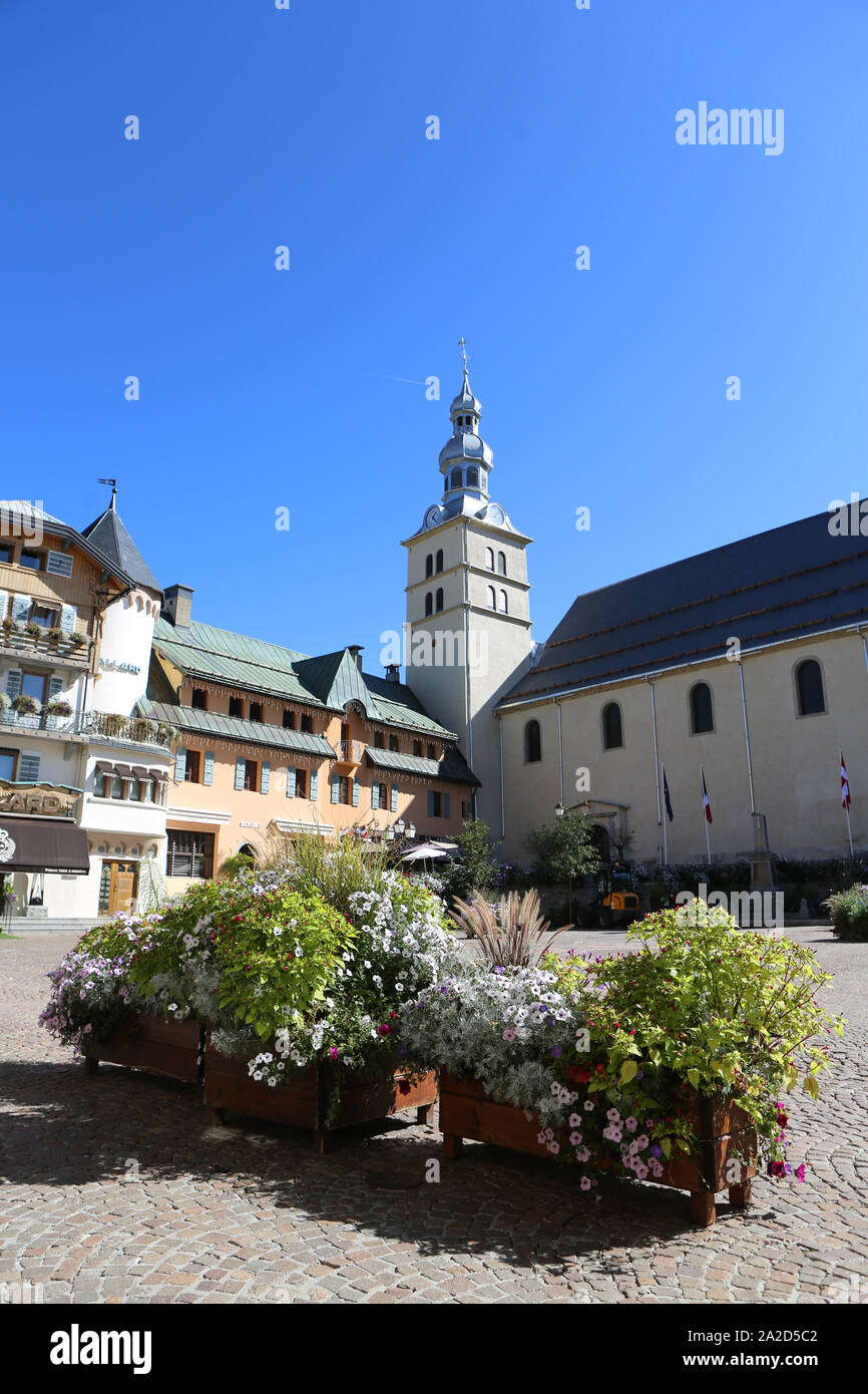 Eglise Saint-Jean Baptiste. Megève. Haute-Savoie. Frankreich. / Kirche von Saint Jean Baptiste. Megeve. Haute-Savoie. Frankreich. Stockfoto