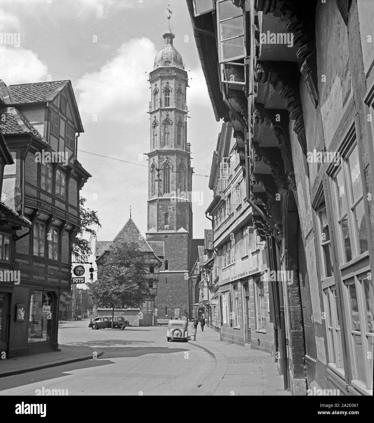 Blick auf die St. Andreaskirche in der Neustadt von Braunschweig, Deutschland 1930er Jahre. Blick auf die Kirche St. Andrew's in Braunschweig, Deutschland 1930. Stockfoto