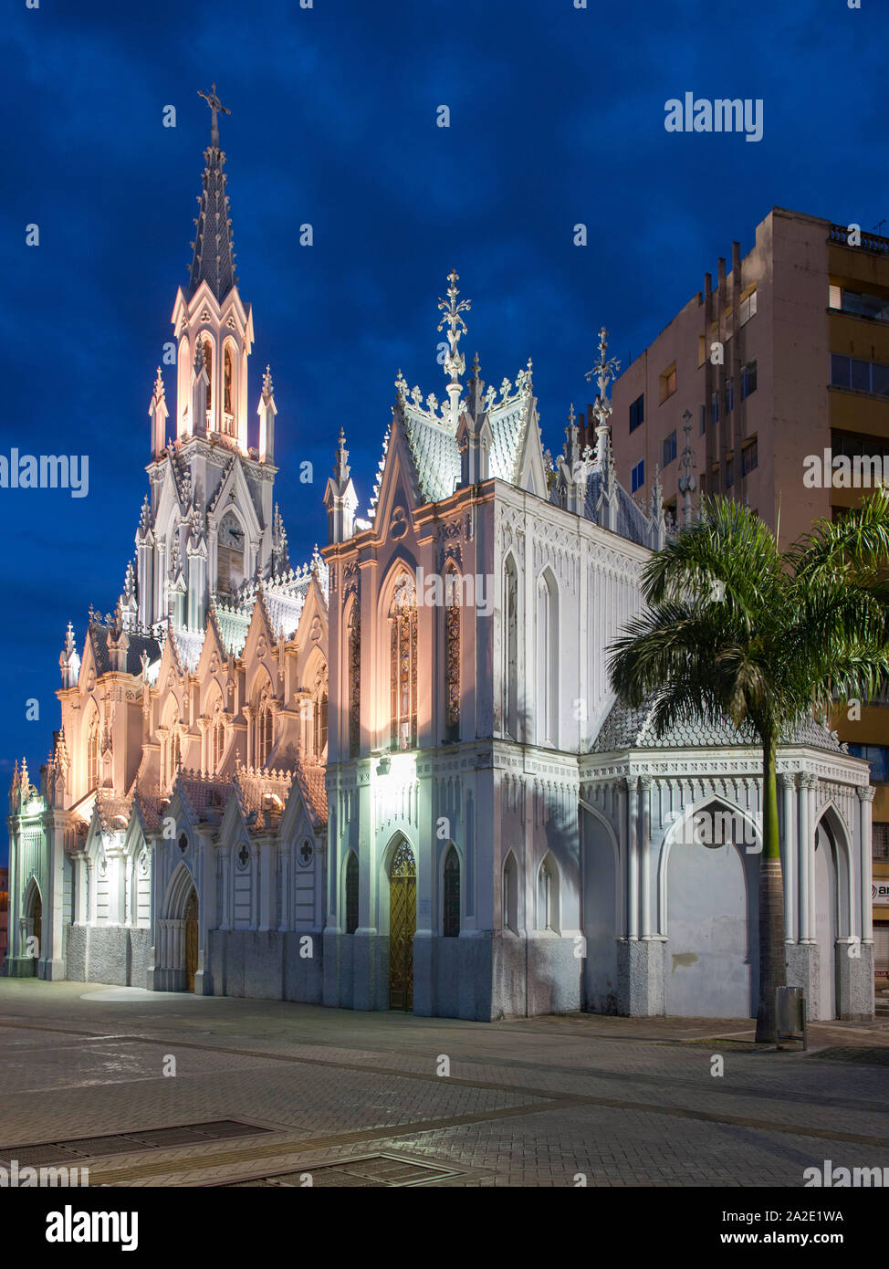 Dämmerung Blick auf die Ermita Kirche (La Ermita) in Cali, Kolumbien. Es ist eine neugotische Römisch-katholischen Kirche. Stockfoto