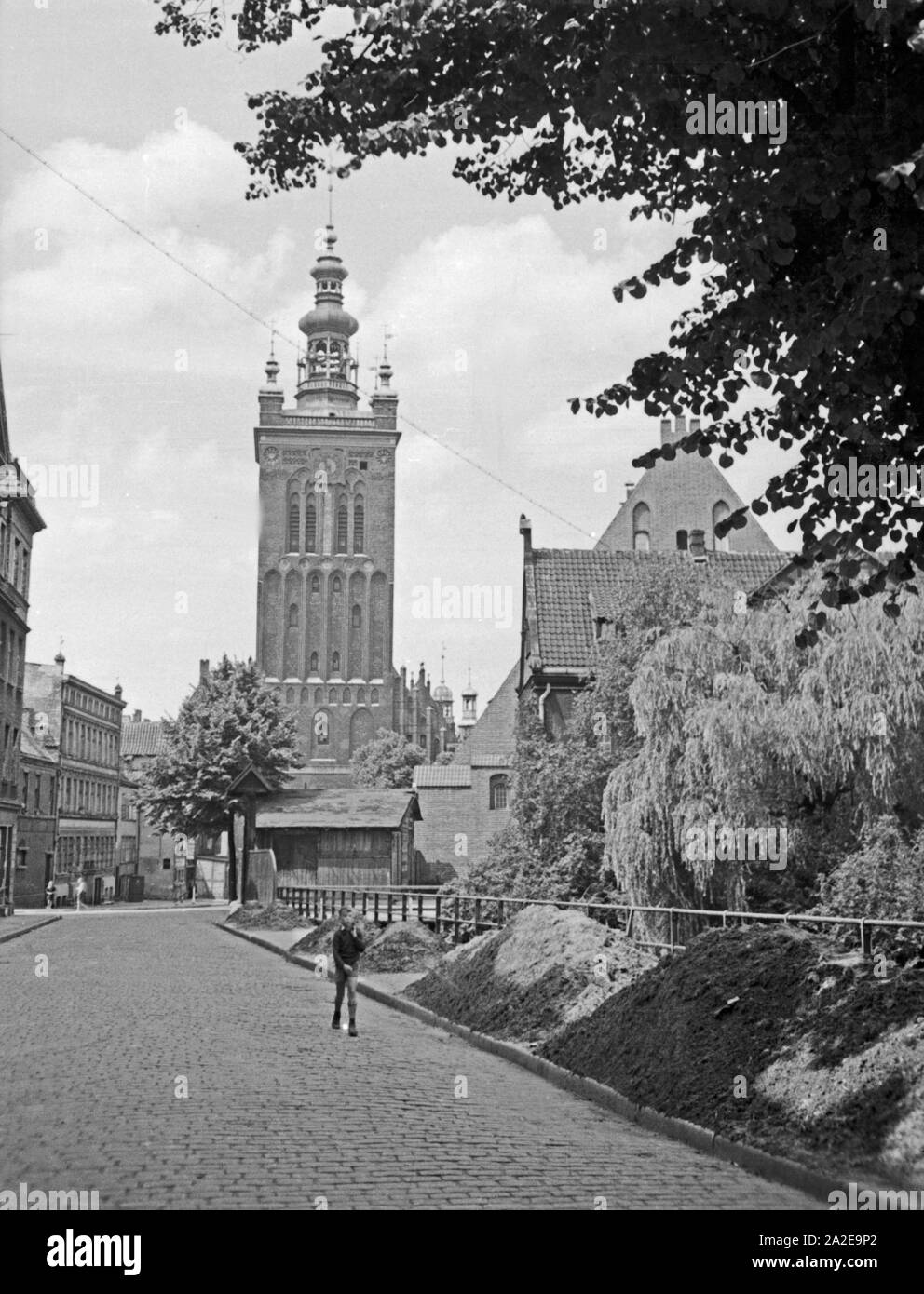 Danzig, Blick in die Nicolaikirche, 1930er Jahre. Danzig, Blick auf die St. Nikolaus Kirche, 1930er Jahre. Stockfoto