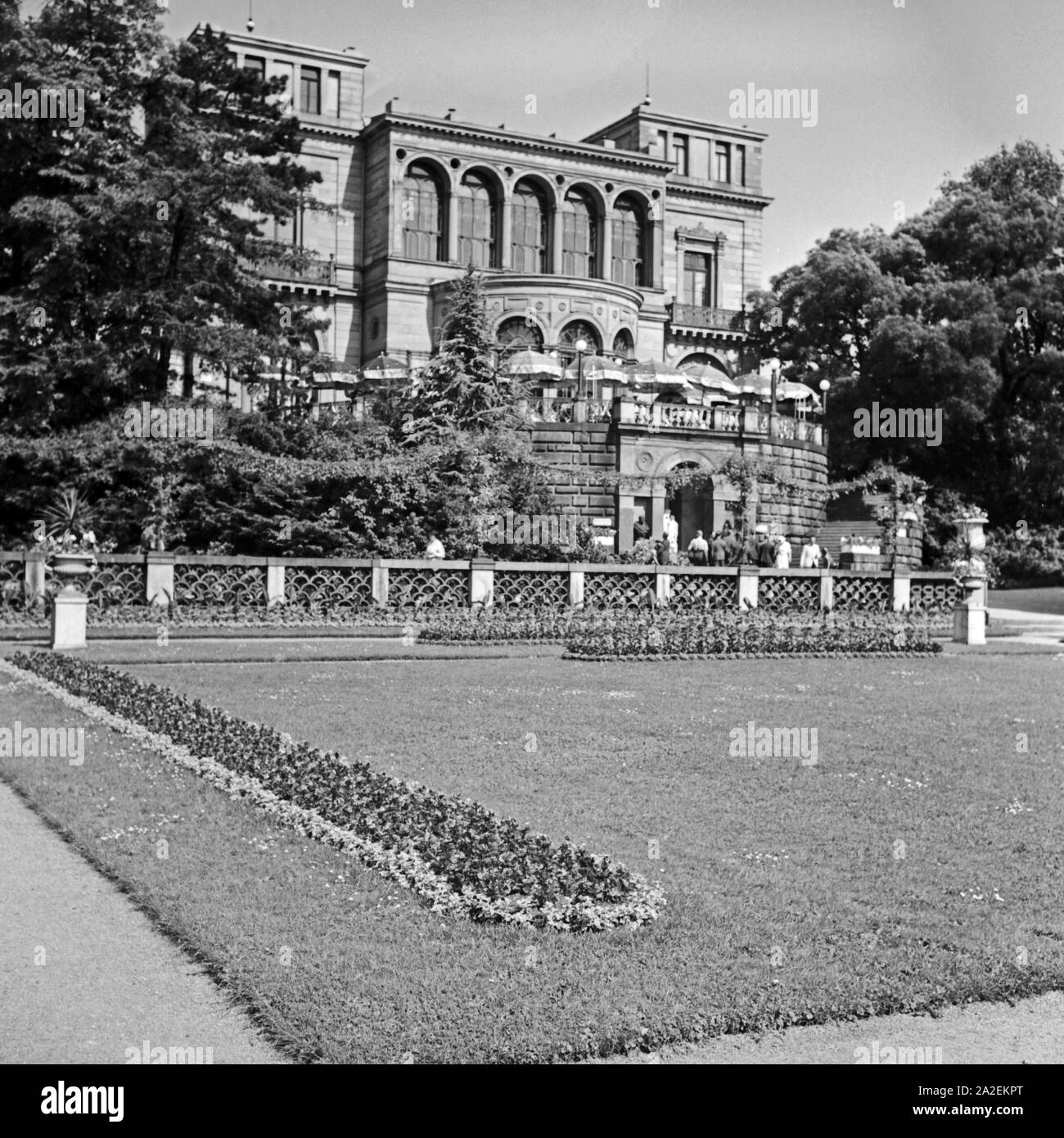Landhausvilla Villa Berg in Stuttgart, Deutschland, 1930er Jahre. Villa Villa Berg in Stuttgart, Deutschland 1930. Stockfoto