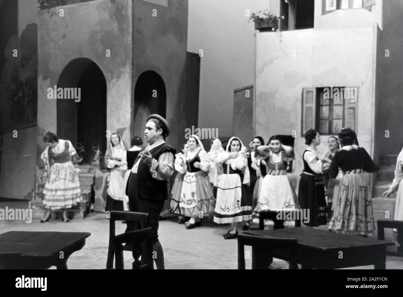 Aufführung Im Opernhaus in Rom; Italienischen 1940er Jahre. Leistung an der Oper in Rom; Italien der 1940er Jahre. Stockfoto