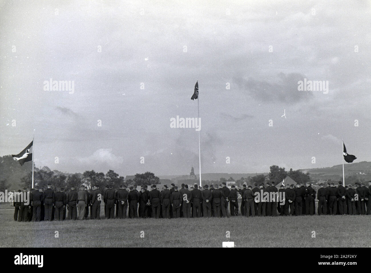 Schüler und Ausbilder der Napola Naumburg bei einem Sportwettkampf, Deutsches Reich 1941. Schüler und Lehrer des NaPolA Naumburg zu einem sportlichen Wettkampf, Deutschland 1941. Stockfoto