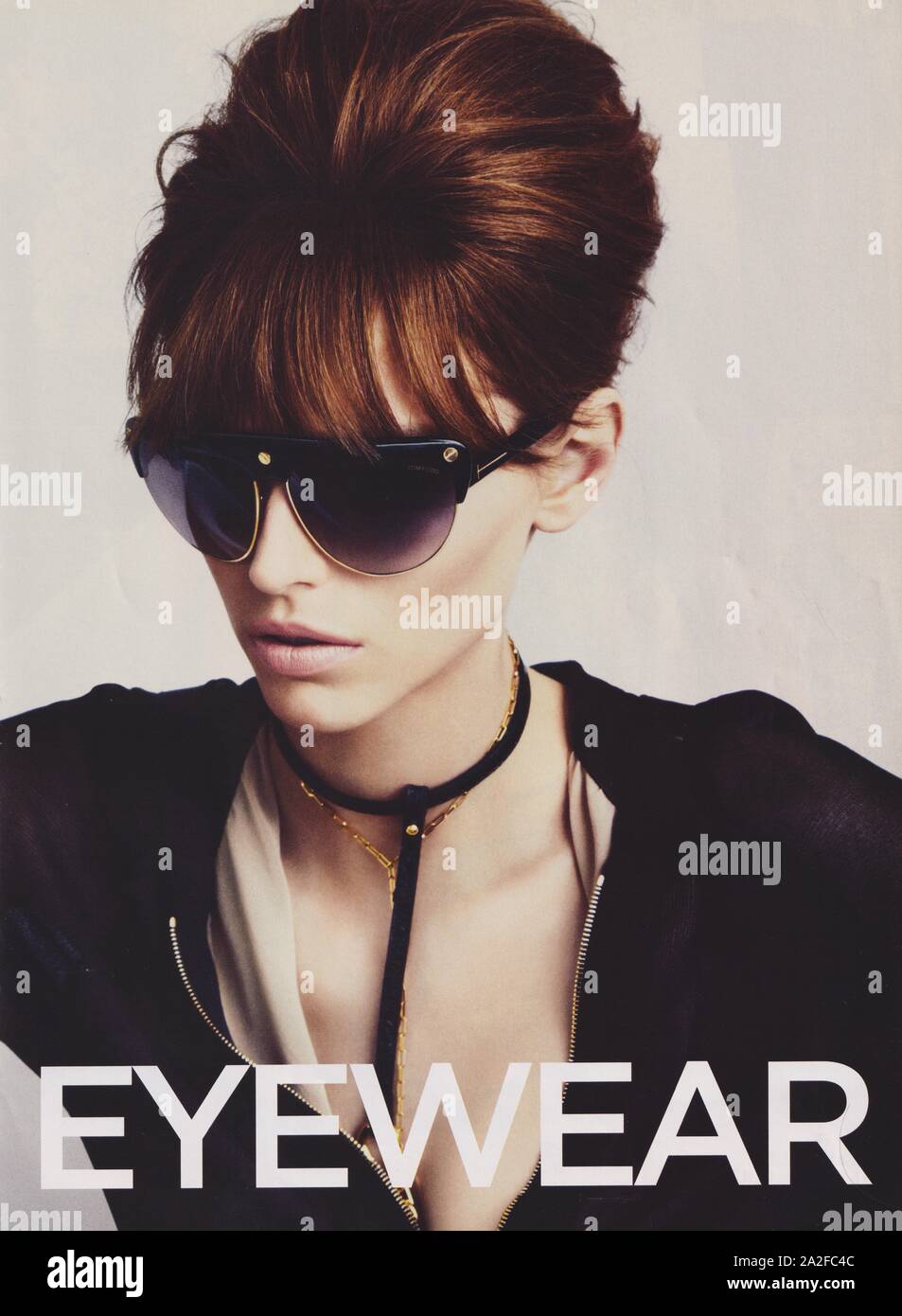 Plakat Werbung Tom Ford Eyewear Modehaus Papiermagazin von 2013 Jahren, Werbung, Werbung 2010er Jahren Stockfotografie - Alamy