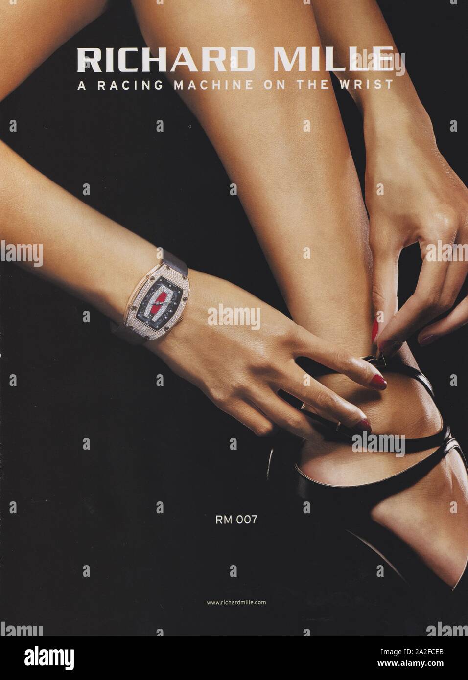 Plakat werbung Richard Mille Schweizer Uhrenmarke im Magazin von 2013 Jahr, Werbung kreativ Richard Mille Anzeige von 2010 s Stockfoto