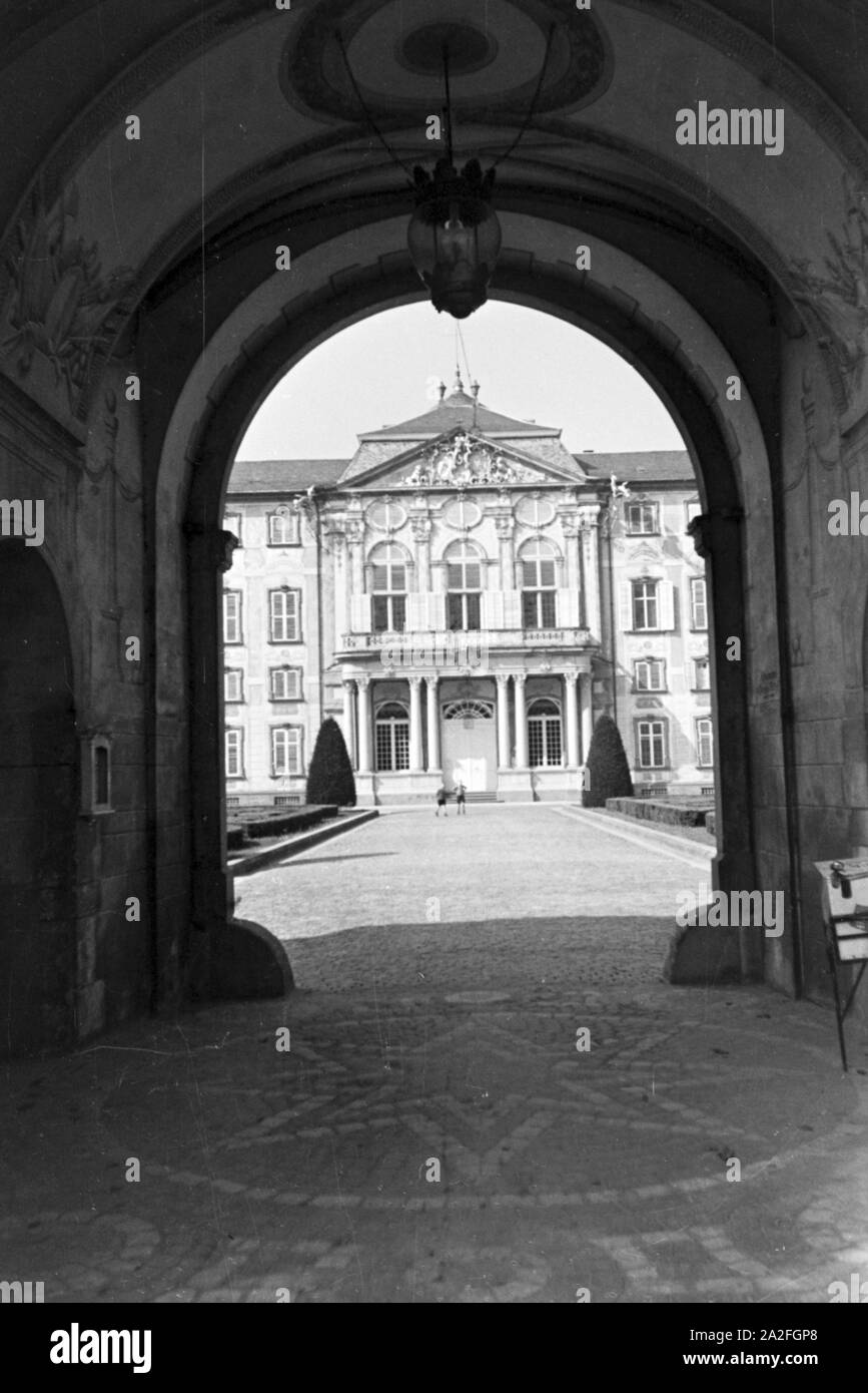 Schloss bruchsal Schwarzweiß-Stockfotos und -bilder - Alamy