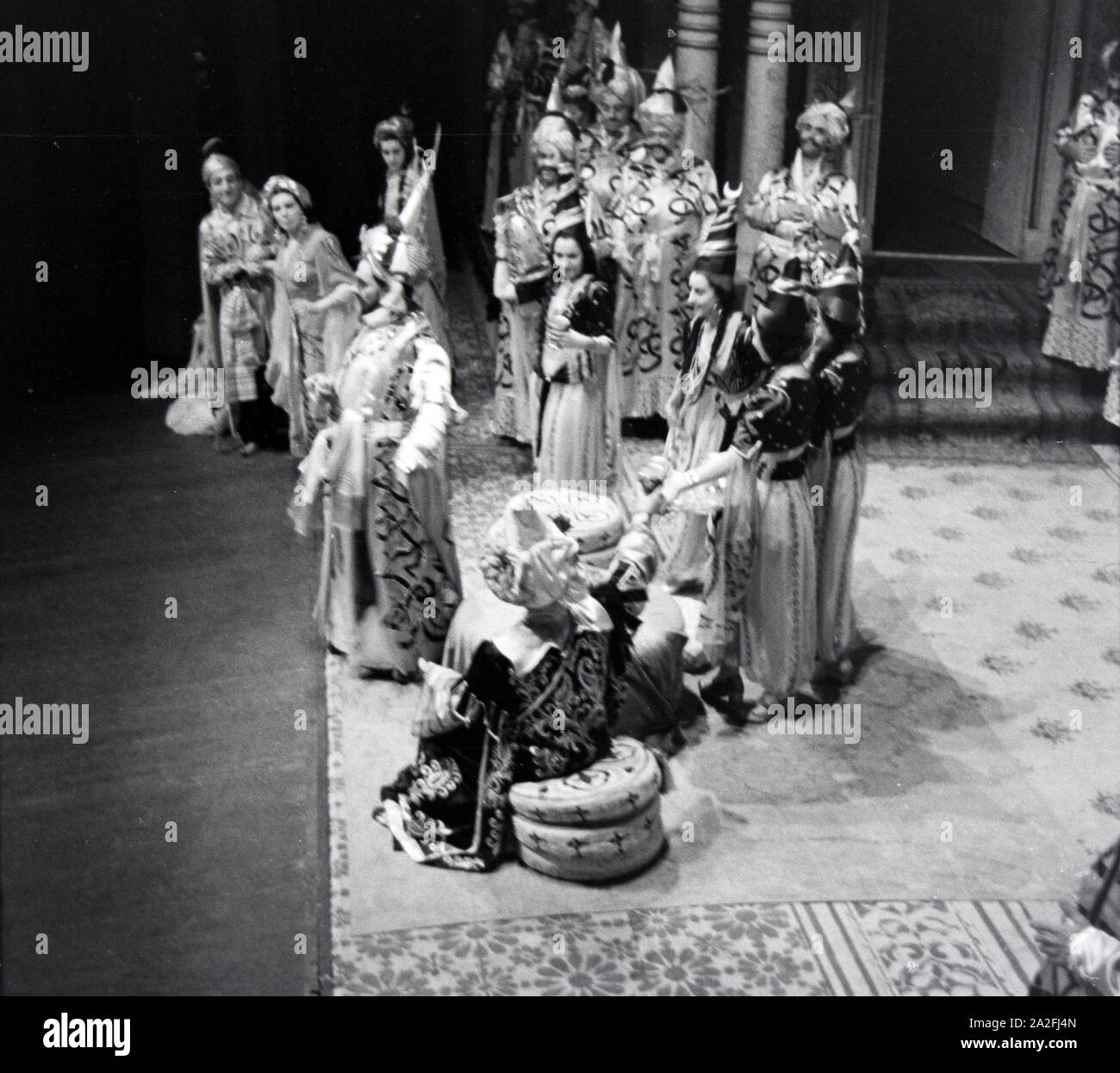 Aufführung Im Opernhaus in Rom; Italienischen 1940er Jahre. Leistung an der Oper in Rom; Italien der 1940er Jahre. Stockfoto