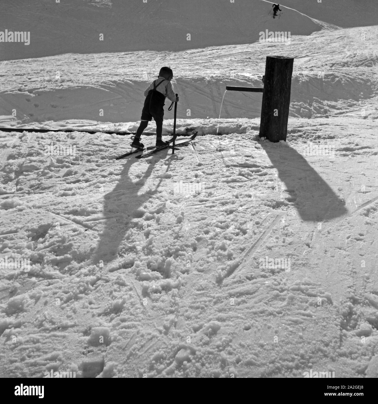 Skiausflug Nach Immenstadt Im Allgäu, Deutschland 1930er Jahre. Skiurlaub in Immenstadt im Allgäu Bereich, Deutschland der 1930er Jahre. Stockfoto