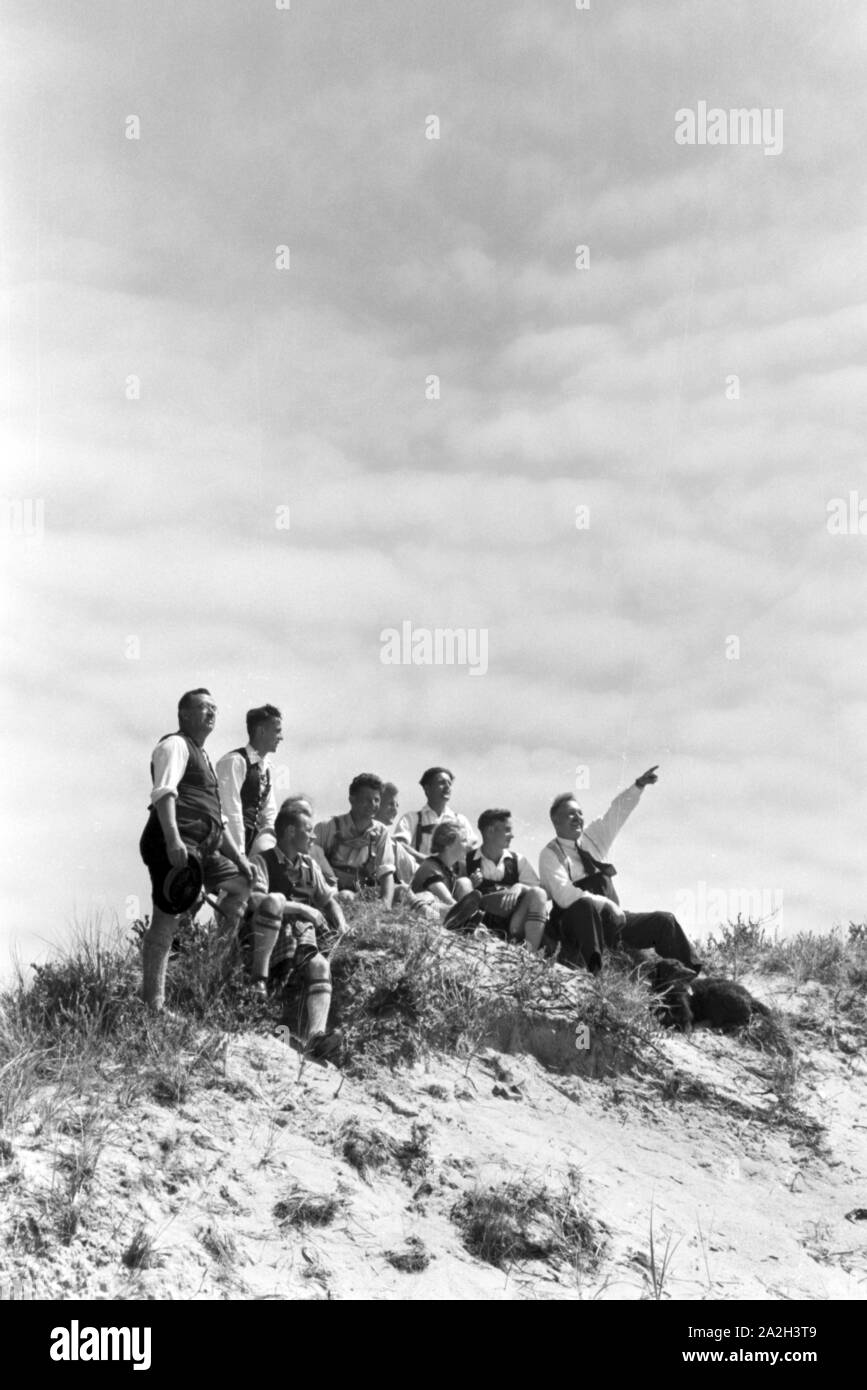 Sommerferien auf der Nordseeinsel Borkum, Deutsches Reich 30er Jahre. Sommer Urlaub auf der Nordseeinsel Borkum, Deutschland 1930. Stockfoto