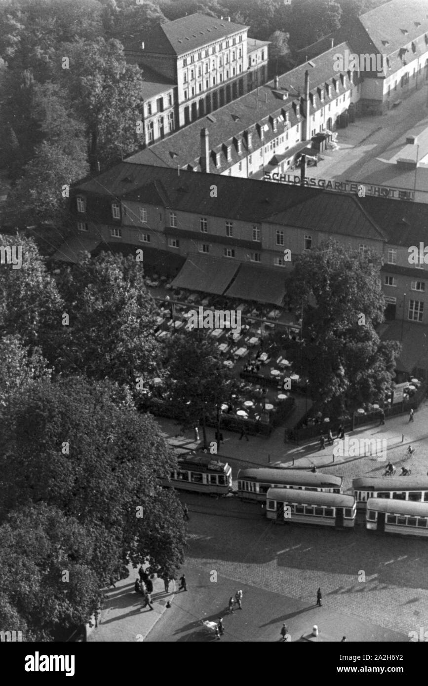 Alltagsszenen einer Stuttgarter Familie, Deutsches Reich 30er Jahre. Szenen aus dem Alltag einer Familie in Stuttgart, Deutschland 1930. Stockfoto