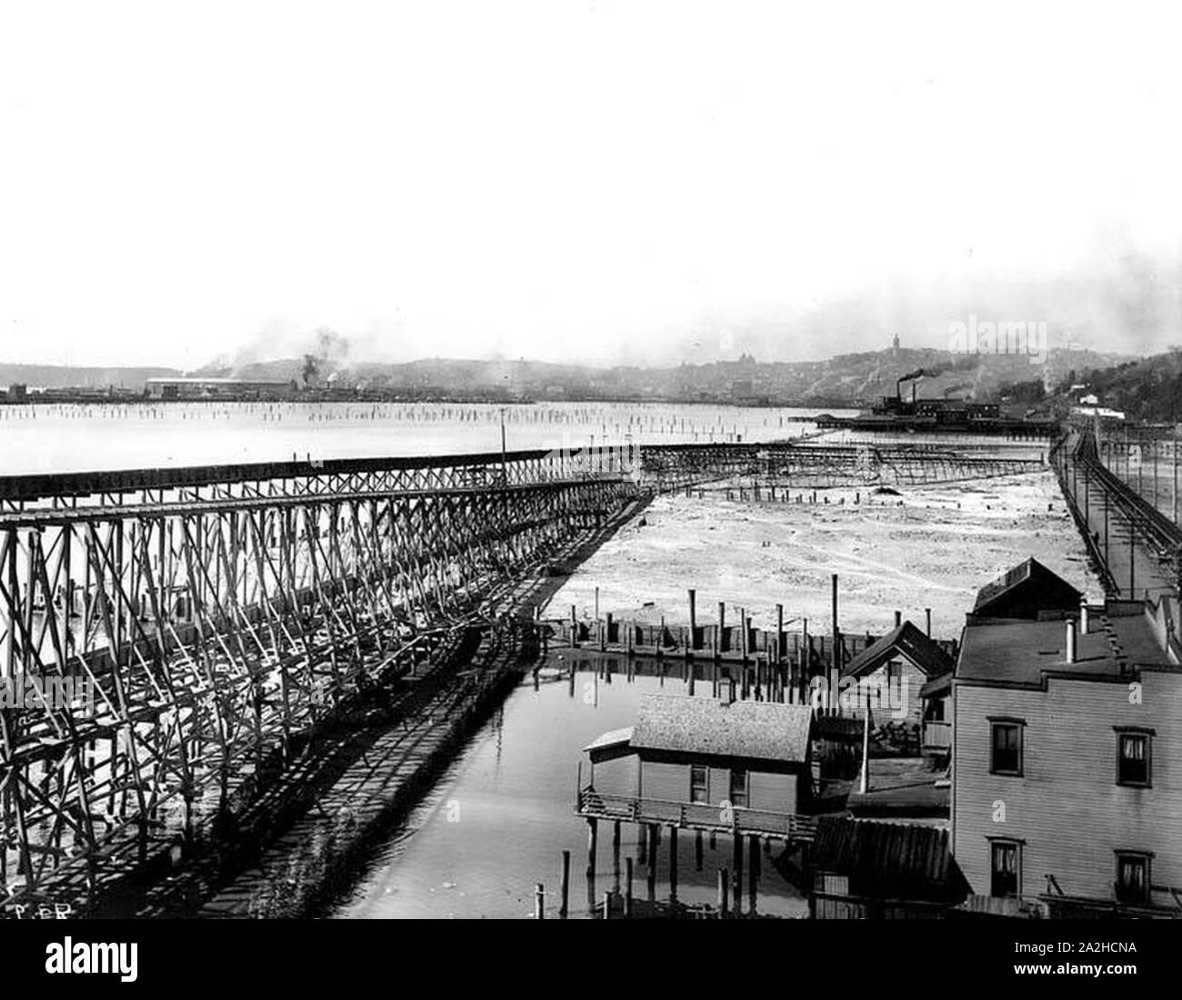 Elliott Bucht im Jahre 1901 vor dem Wattenmeer waren gefüllt mit South Canal Doubles und Grant St Bridge Stockfoto