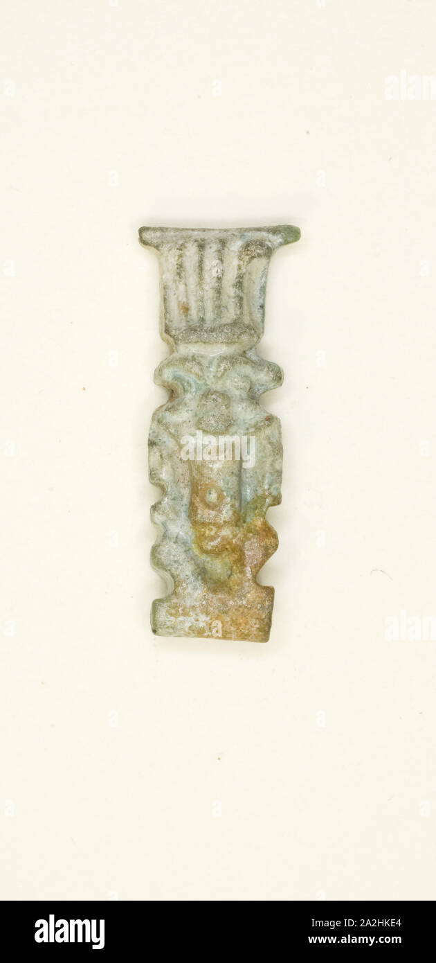 Amulett des Gottes Bes, Spätzeit, Dynastien 26-31 (664 - 332 v. Chr.), Ägypten, Ägypten, Fayence, 2 × 0,75 × 0,5 cm (3/4 x 1/4 x 3/16 in. Stockfoto