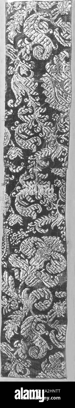 Fragment, Mitte des 17. Jahrhunderts, Frankreich oder Italien, Frankreich, Seide Stockfoto Fragment, Mitte des 17. Jahrhunderts, Frankreich oder Italien, Frankreich, Seide Stockfoto