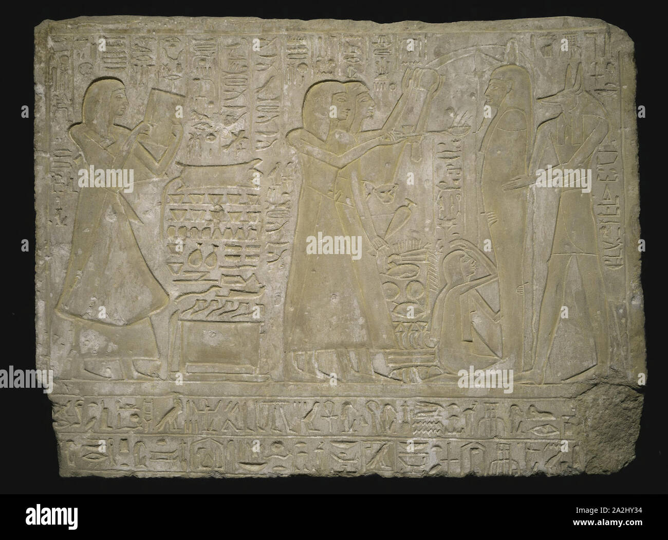 Stele (Gedenkstein), die die Beerdigung von Ramose, Neues Reich, 19. Dynastie (ca. 1279-1213 v. Chr.), Ägypten, Ägypten, Sandstein und Pigment, 111,8 × 84,5 × 12,1 cm (44 x 33 1/4 x 4 3/4 in Stockfoto
