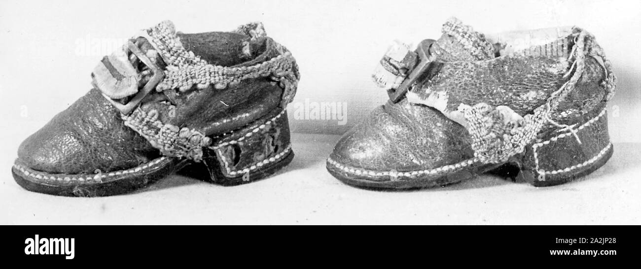 Doll's Schuhe, 18. Jahrhundert, England oder Frankreich, England, Leder und Gallone und Schnalle Stockfoto