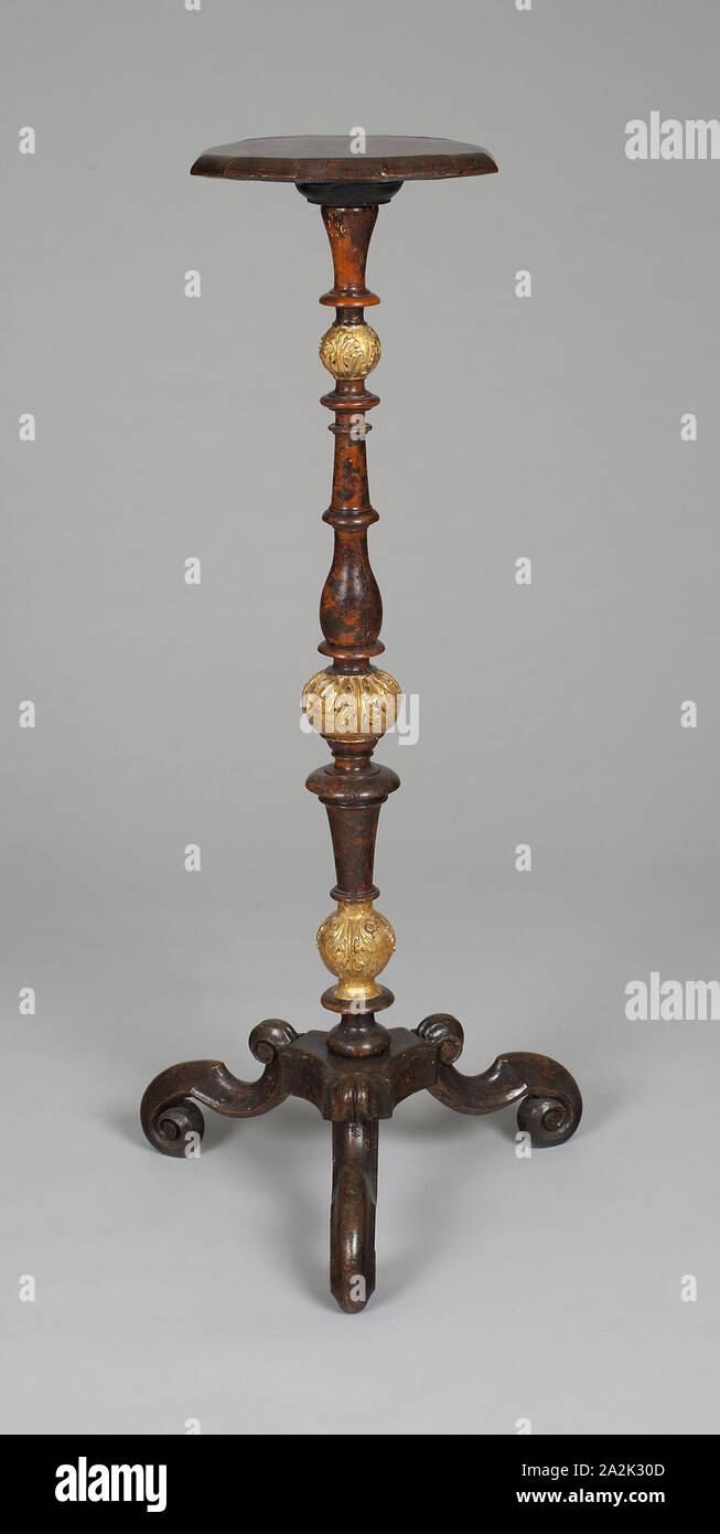 Candlestand, 1680/90, London, London, lackiert, Brüniertem und vergoldeten Holz, H.: 113 cm (44 1/2 in. Stockfoto