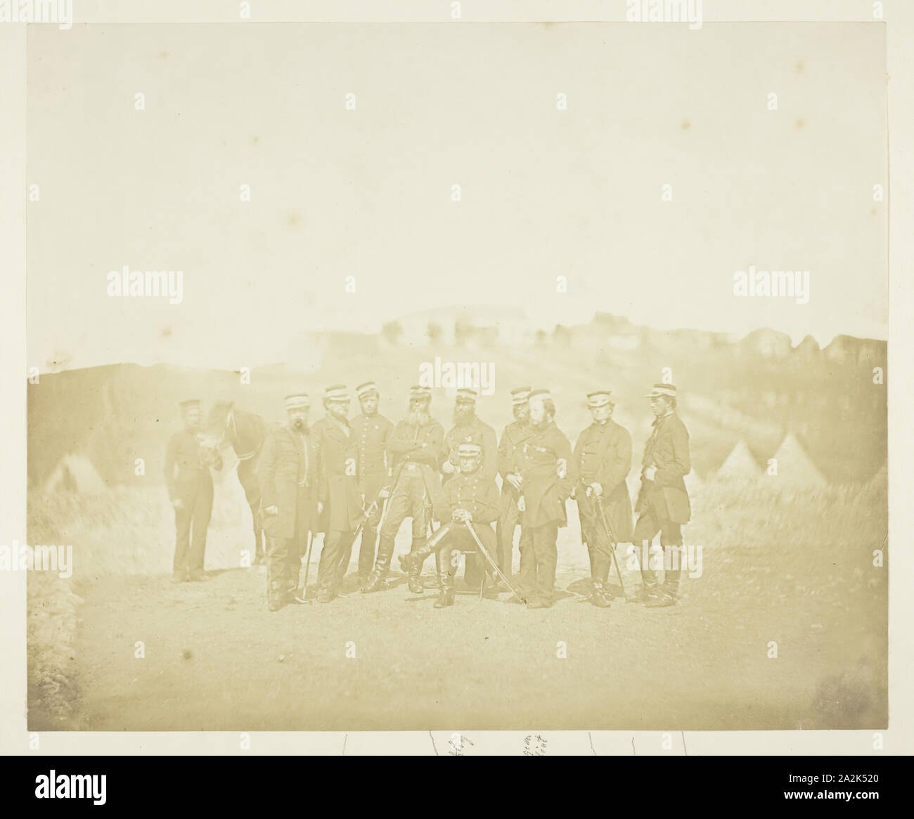 Gruppe Porträt, 1855, James Robertson, Scottish, C. 1813 - d. Nach 1881, Schottland, Albumen print, 23,7 x 28,8 cm (Bild/Papier), 30,6 x 40,6 cm (Berg/Seite Stockfoto