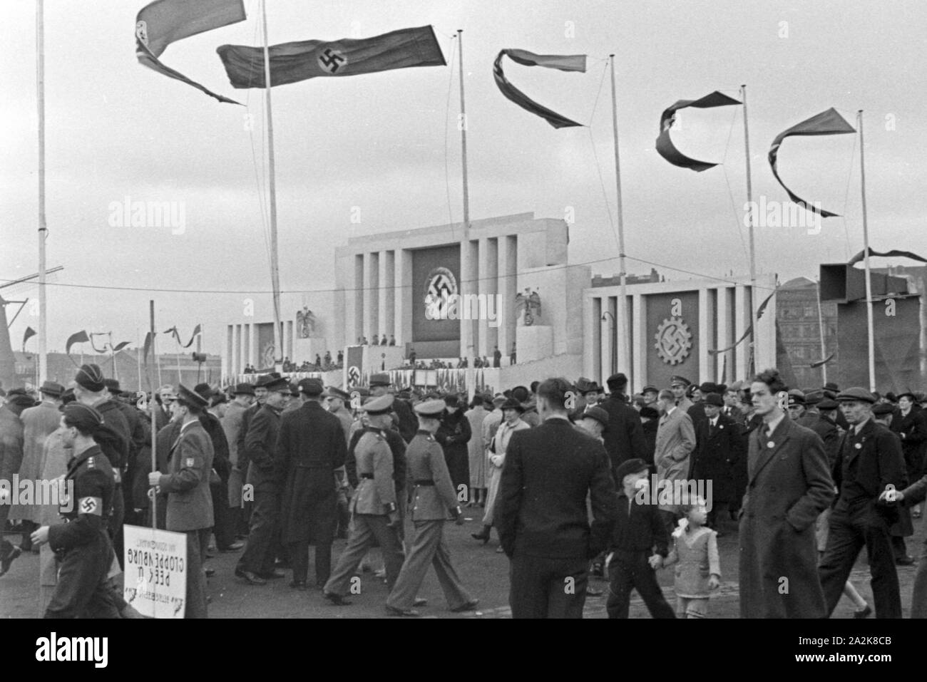 Parteiveranstaltung der NSDAP und HJ 1936 Reichssieger, Deutschland 1930er Jahre. Nsdap-Veranstaltung für die Hitlerjugend Reichssieger Wettbewerb 1936, in Deutschland 1930. Stockfoto