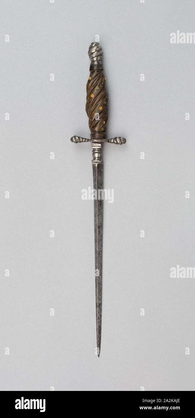 Die Gunner Stiletto, 17. Jahrhundert, Italienisch, Italien, Stahl, Eisen, Horn, Erz, L.32 cm (12 5/8 in Stockfoto