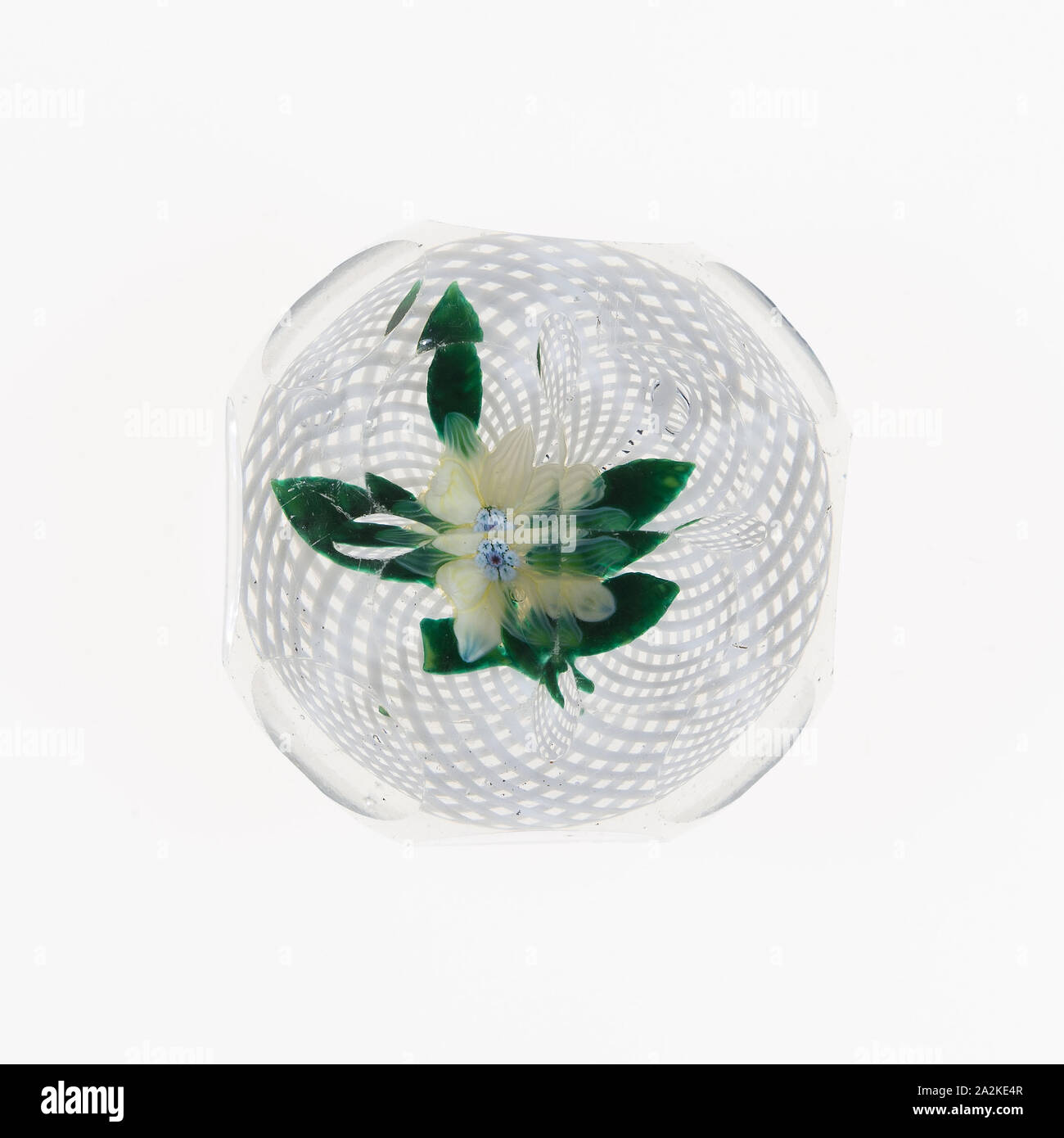 Briefbeschwerer, Ende 19. Jahrhundert, New England Glass Company, American, 1818-1888, United States, Glas, Durchm. 6,4 cm (2 1/2 in. Stockfoto