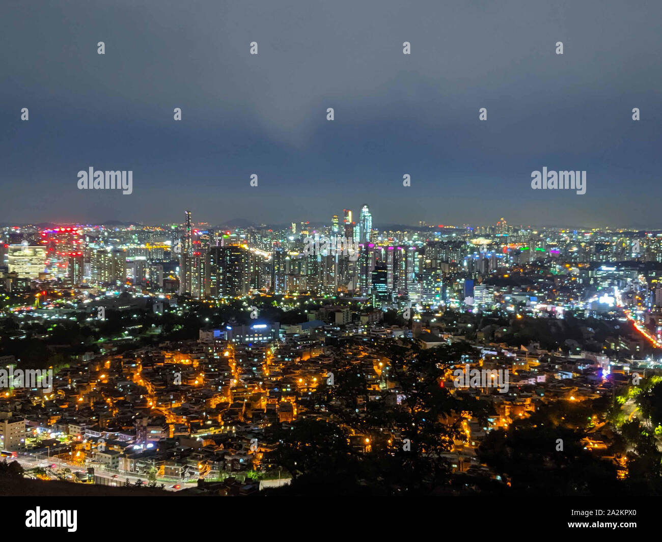 Seoul City Scape. Seouls Nachtleben in Südkorea. Korea Nacht Blick in den Wirtschaftsstandort Stockfoto