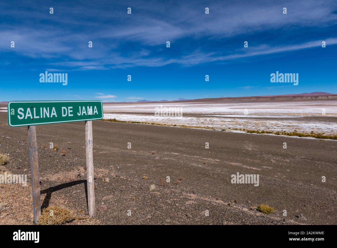 Weg durch die Anden von der argentinischen Stadt Susques der Chilenischen Gemeinschaft von Jama nach San Pedro de Atacama, Chile, Lateinamerika Stockfoto
