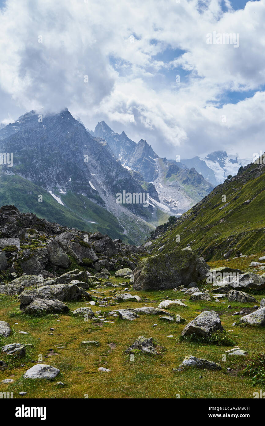 Kara See, schöne Campingplatz in PinBhaba Pass trek, Himachal Pradesh Stockfoto