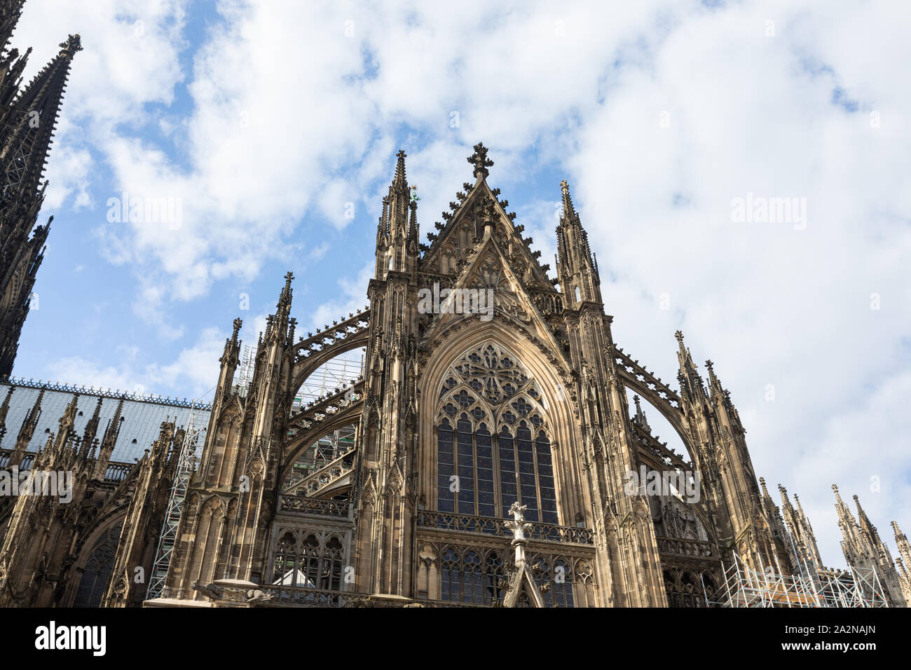 Der Kölner Dom, Denkmal des deutschen Katholizismus und gotischer Architektur in Köln, Deutschland. Mai 1, 2018. Stockfoto