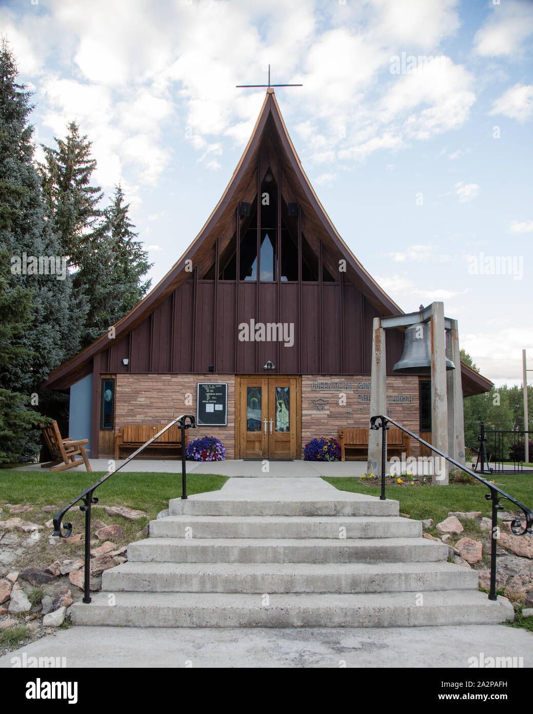 Die Königin aller Heiligen Katholischen Kirche in Crested Butte, eine Stadt stark während der Skisaison hoch in den Rocky Mountains in Gunnison County, Colorado besiedelten Stockfoto
