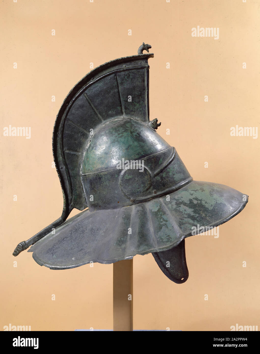 Roman, der Gladiator Helm, 1./3. Jahrhundert n. Chr., Bronze, 13 7/8 x 15 1/4 x 16 1/4 in Stockfoto