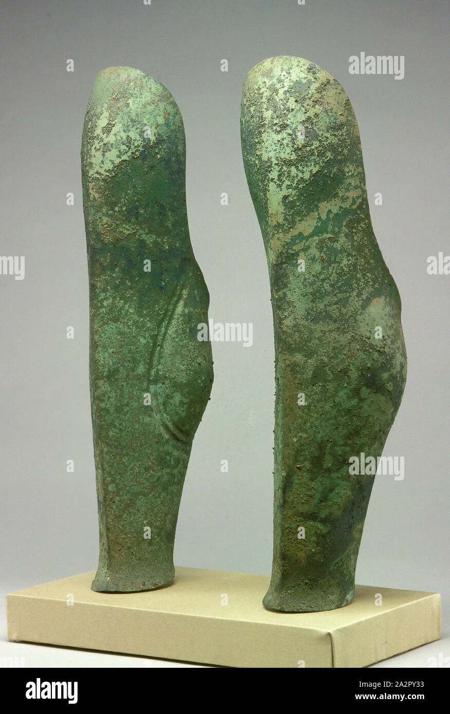 Etruskische, Beinschiene, Mitte des 6. und Anfang des 5. Jh. v. Chr., Bronze, 18 in Stockfoto